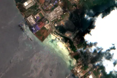 Satellite image of Pantai Pasir Putih and its surroundings
