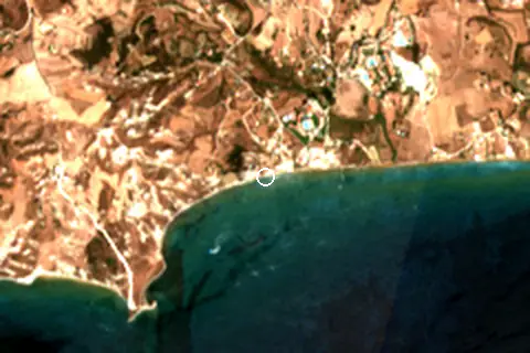 Satellite image of Xi Beach and its surroundings
