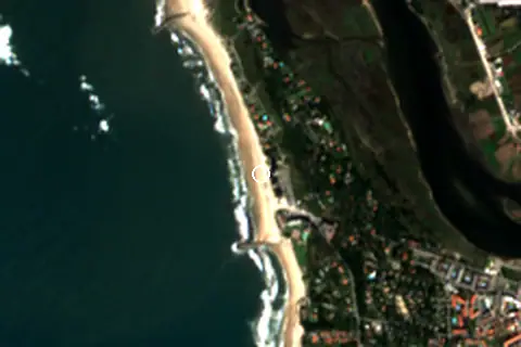Satellite image of Praia de Ofir and its surroundings