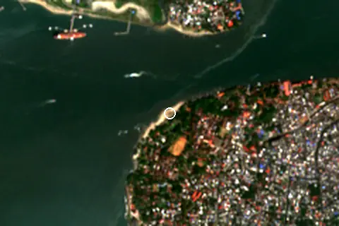 Satellite image of Kochi Beach and its surroundings