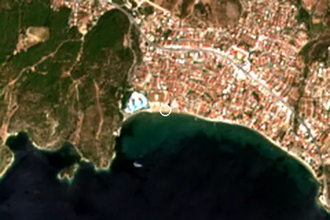 Satellite image of Çukuraltı Plajı and its surroundings