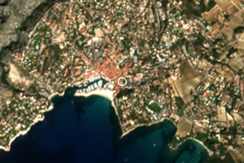 Satellite image of Cassis and its surroundings