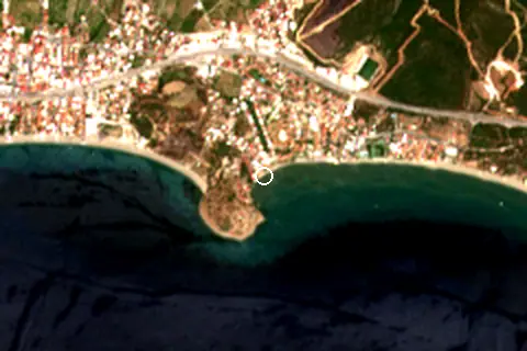 Satellite image of İpekkum Plajı and its surroundings