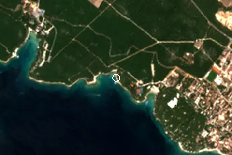 Satellite image of Plaža Pilatuša and its surroundings