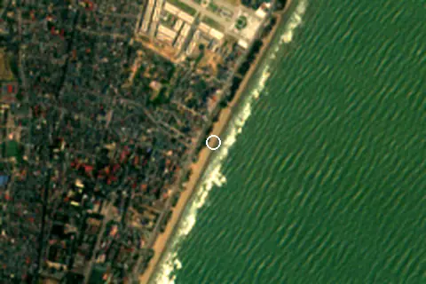Satellite image of Bãi biển Sầm Sơn and its surroundings