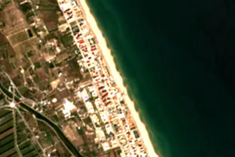 Satellite image of Playa de Xeraco and its surroundings