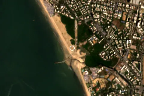 Satellite image of Juhu Beach and its surroundings