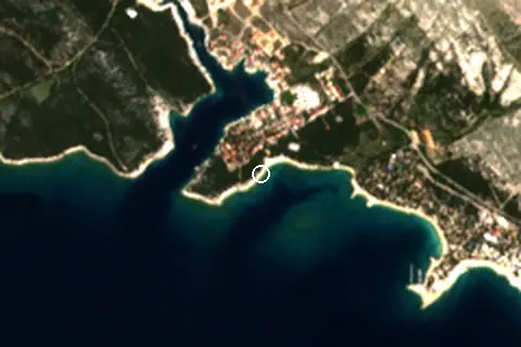Satellite image of Plaža Šimuni and its surroundings