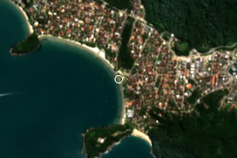 Satellite image of Praia do Lázaro and its surroundings
