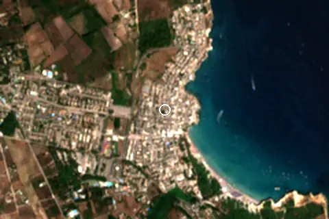 Satellite image of Torre dell'Orso and its surroundings