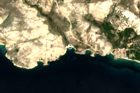 Satellite image of Plaža Oprna and its surroundings