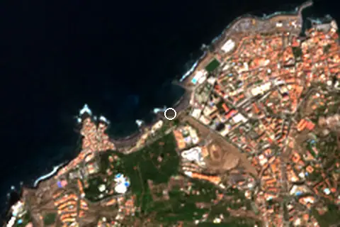 Satellite image of Playa Jardín and its surroundings