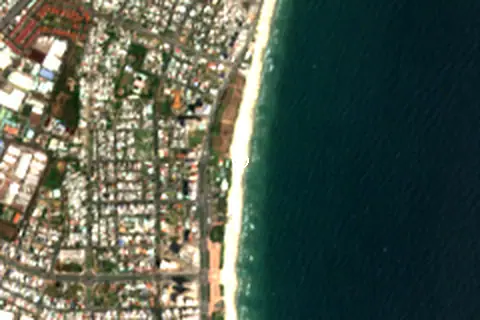Satellite image of Bãi biển Mỹ Khê and its surroundings