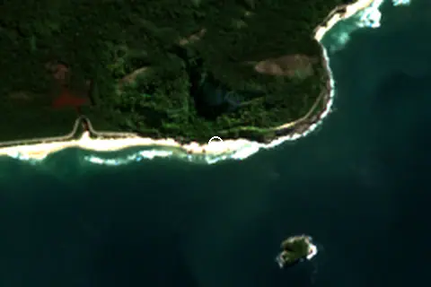 Satellite image of Abricó Beach and its surroundings